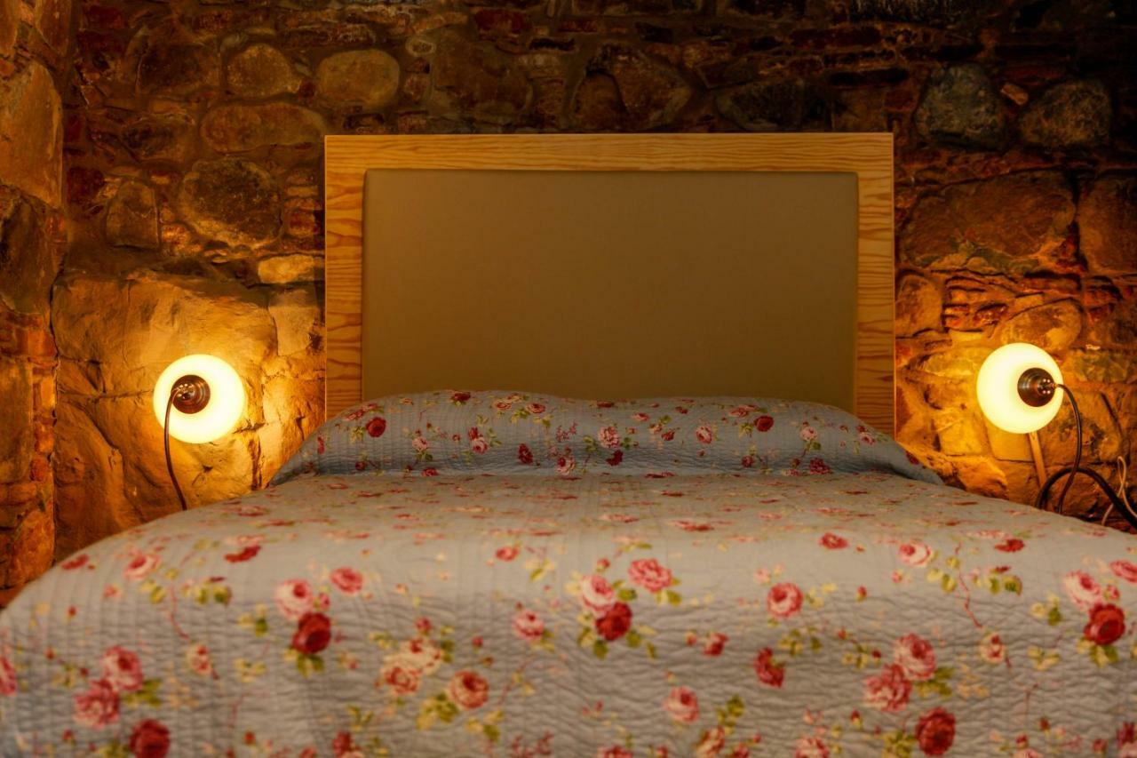 Farmakas Living Guest House Bagian luar foto